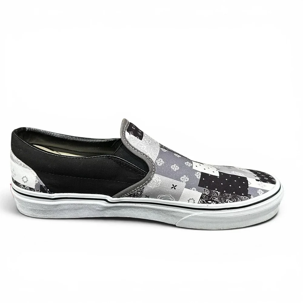 Vans Slip Ons Black & White Patchwork Bandana Shoes - Mens 9.5 / Womens 11 - EUC